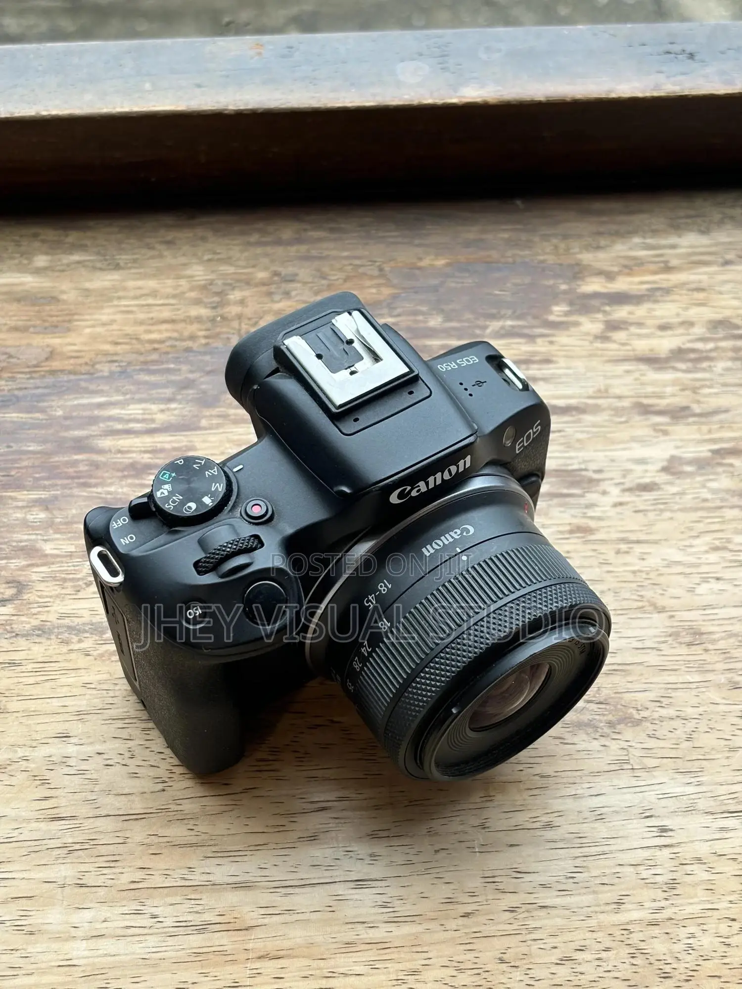 Canon Eos R50