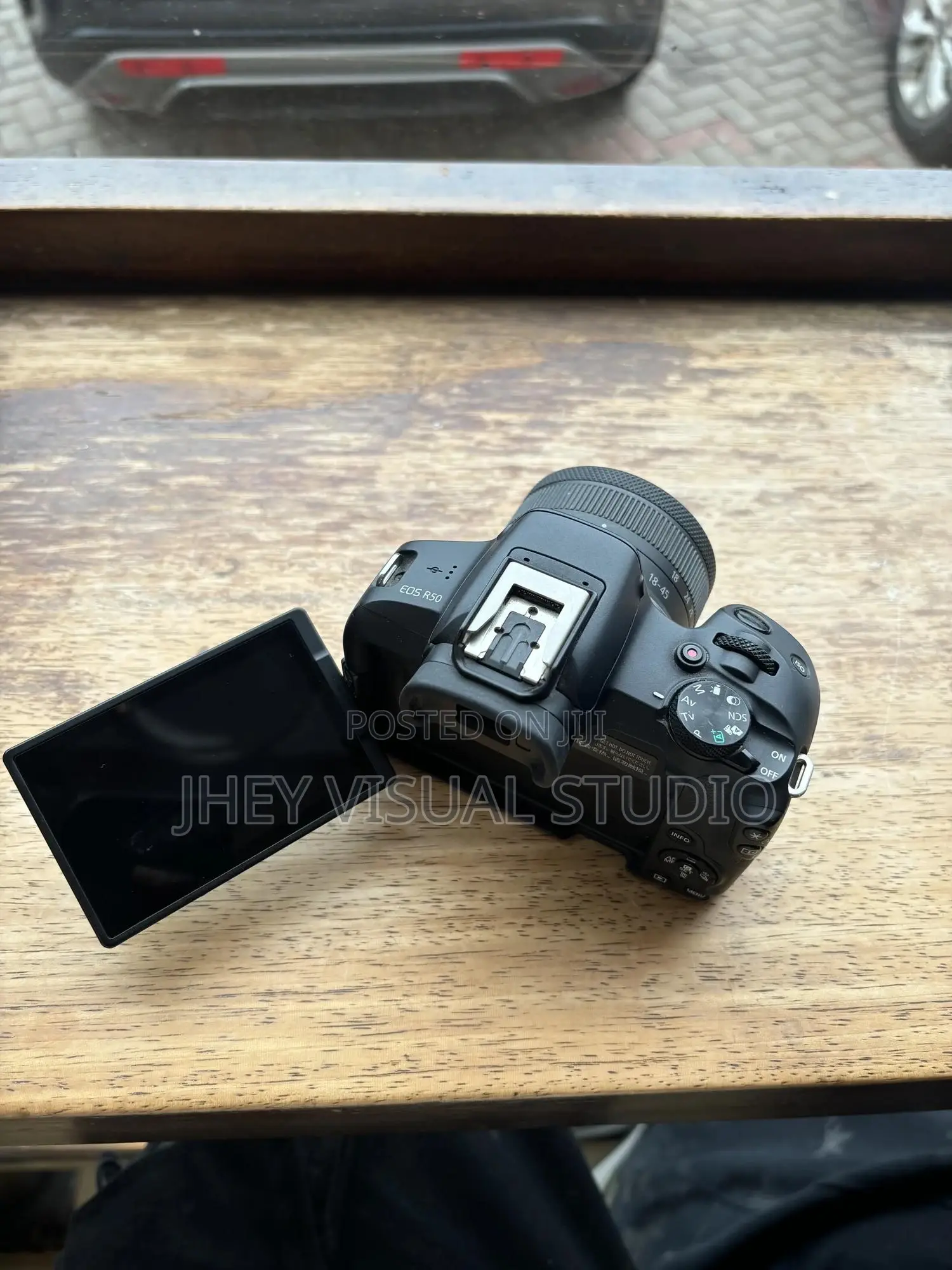 Canon Eos R50