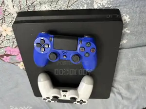 Soya Playstation 4slim