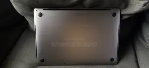 Laptop Apple MacBook Pro 2019 8GB Intel Core i5 SSHD+SSD 256GB