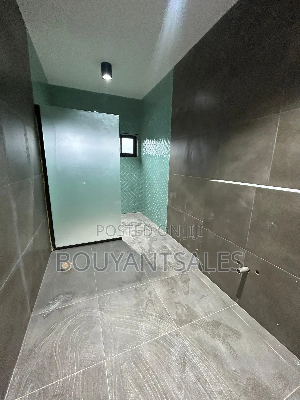 4bdrm House in Oyarifa -Teiman, Pentecost for sale