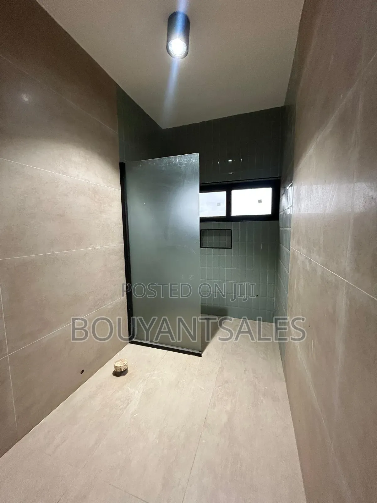 4bdrm House in Oyarifa -Teiman, Pentecost for sale