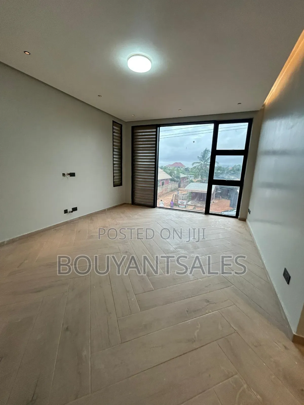 4bdrm House in Oyarifa -Teiman, Pentecost for sale