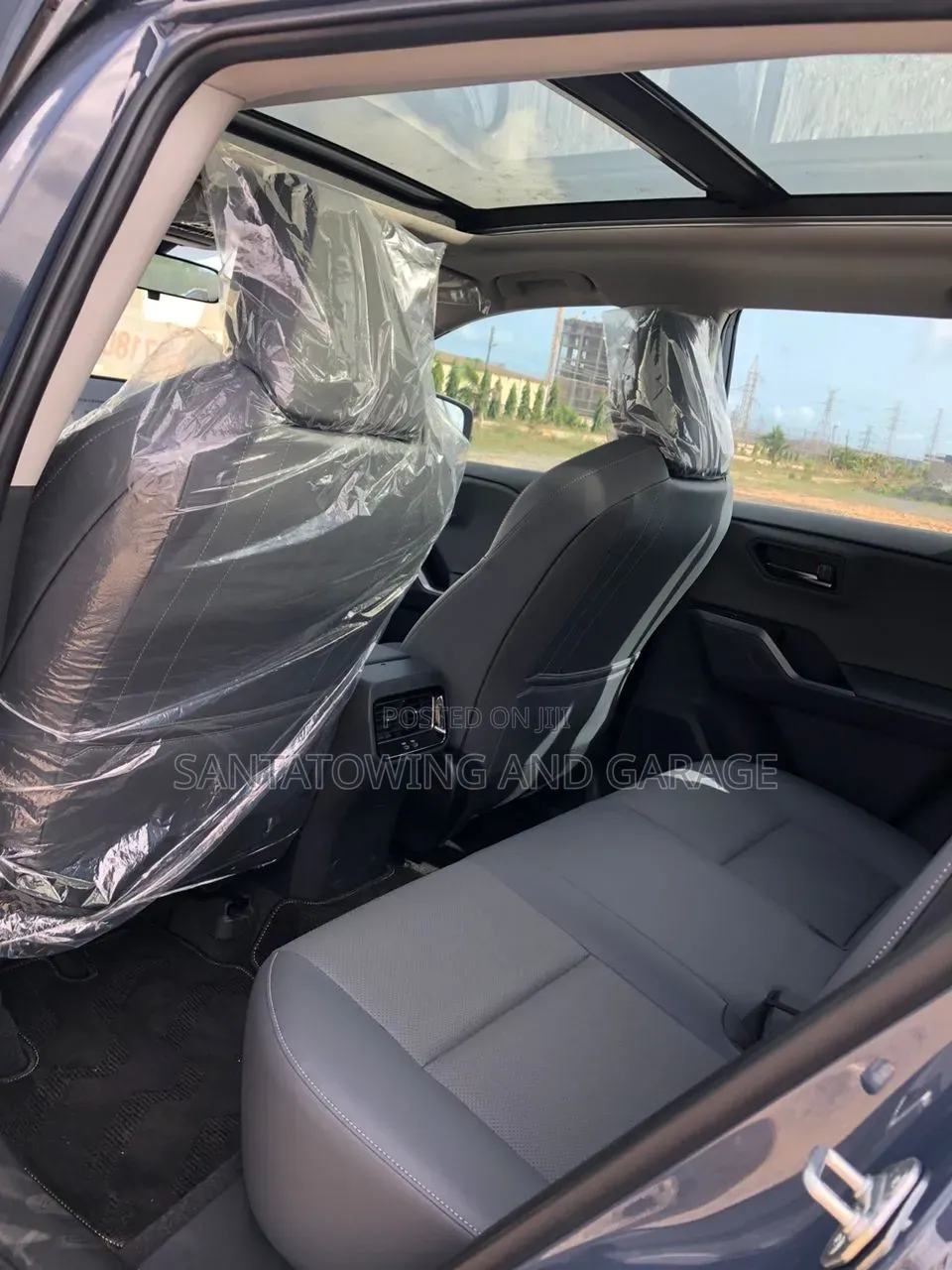 New Toyota RAV4 XLE Premium 2025 Black