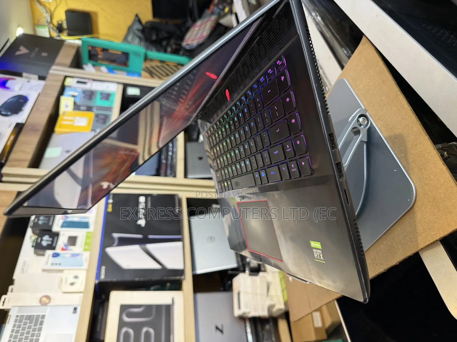 Laptop Alienware M16 R2 32GB Intel Core Ultra 7 SSD 1T