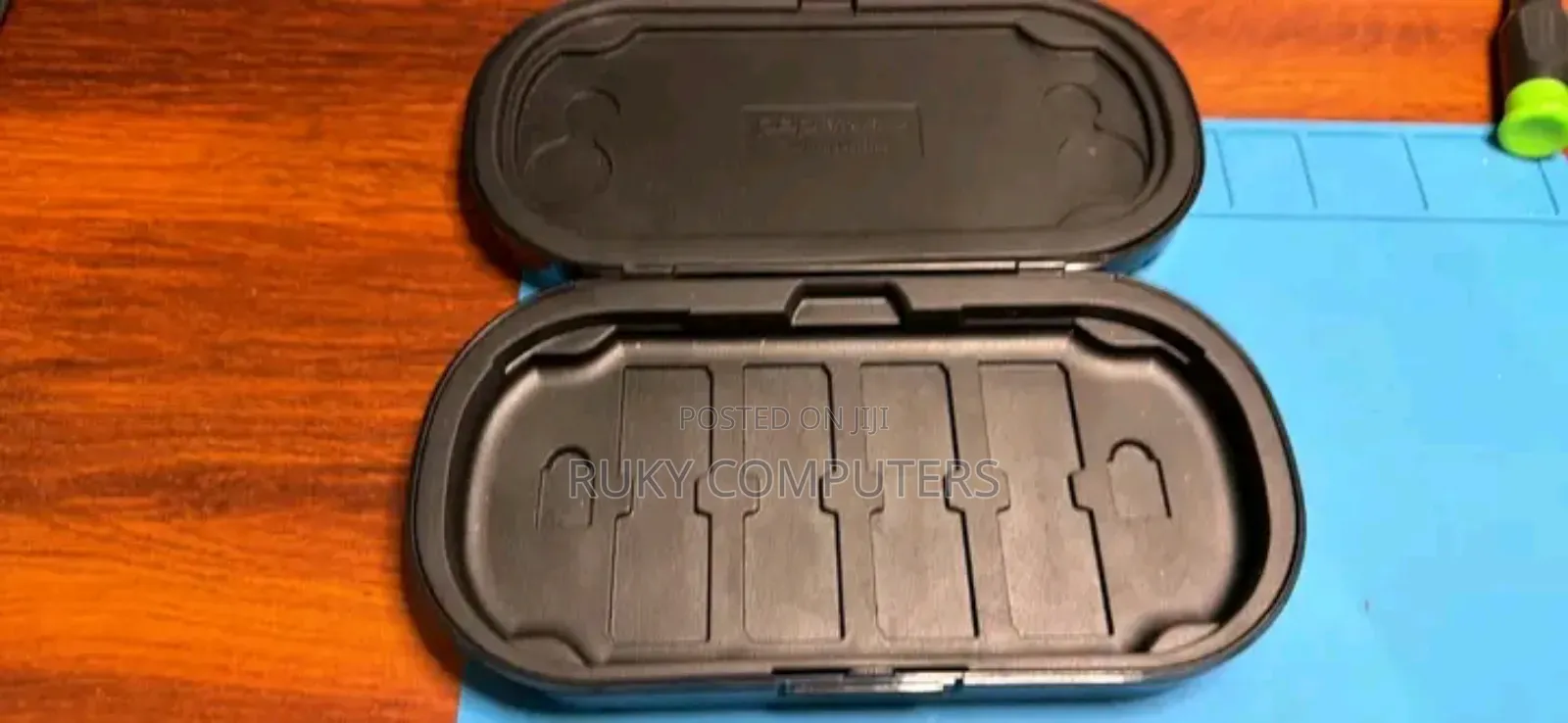 Play Station Black Vita
