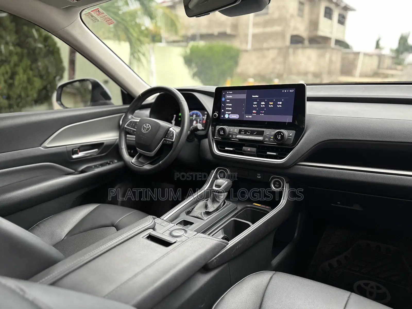 Toyota Grand Highlander XLE AWD 2024 White