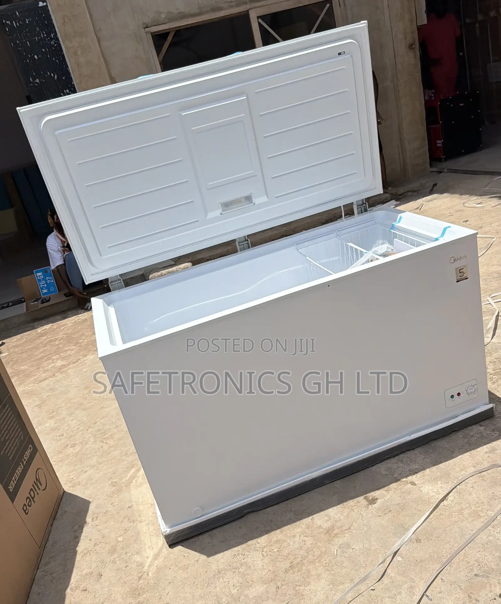 Shop Elegant Midea 418ltrs Chest Freezer Mdrc564fzf01
