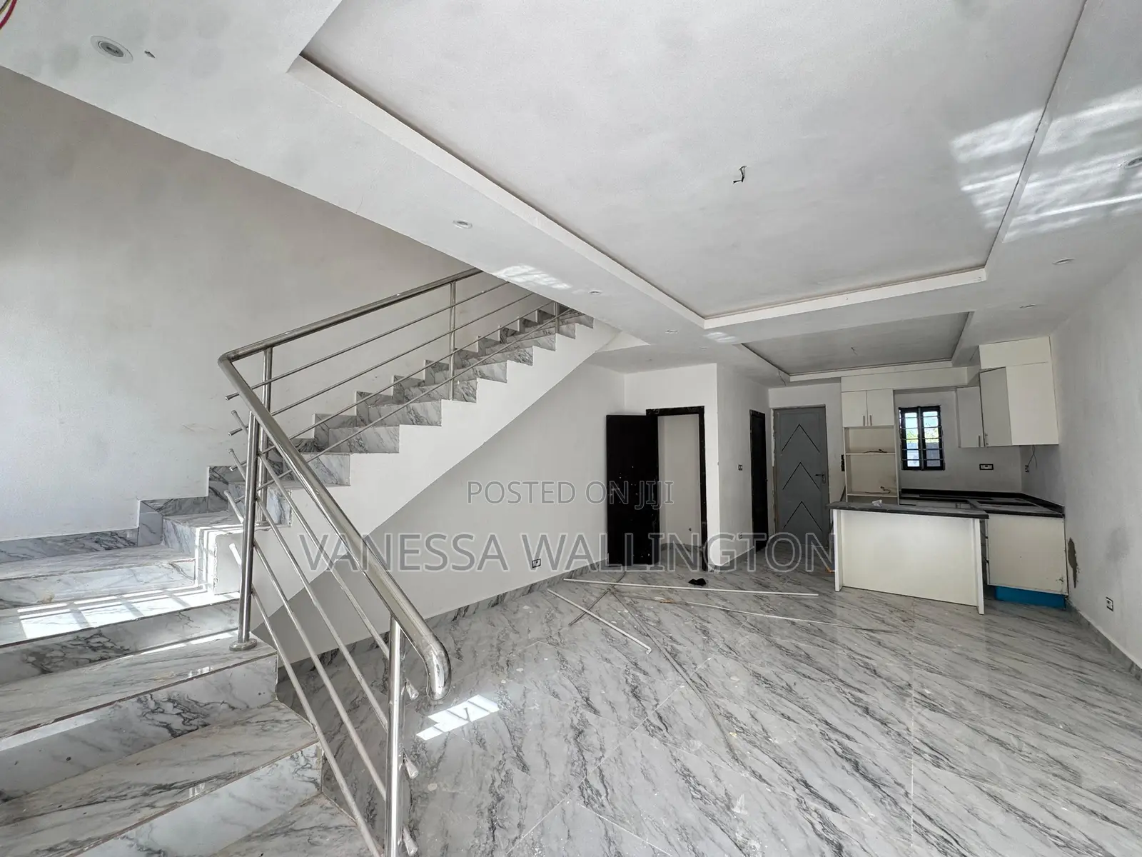 2bdrm House in School Junction, Ashaley Botwe for sale