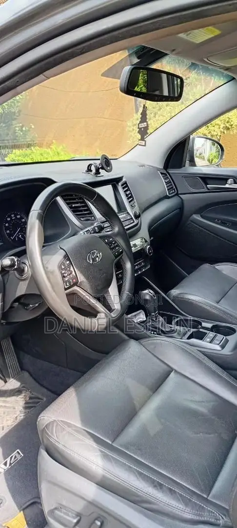 Hyundai Tucson Limited AWD 2018 Gray