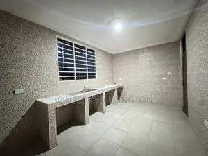 2bdrm Apartment in Lakeside for rent