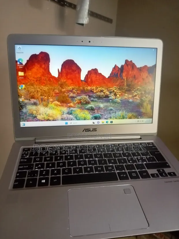 Laptop Asus ZenBook UX330UA 8GB Intel Core i5 SSD 256GB for sale