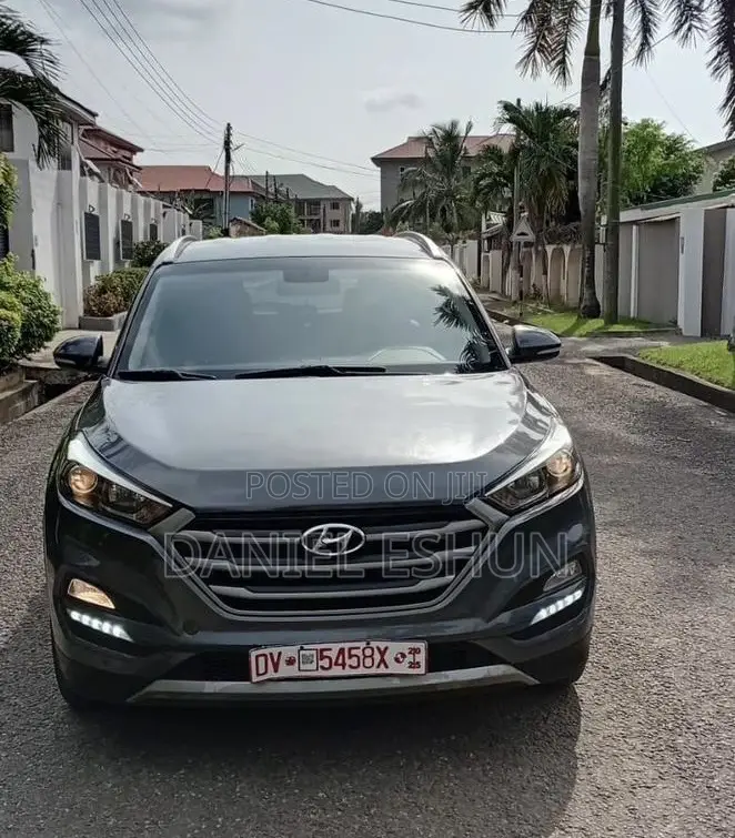 Hyundai Tucson Limited AWD 2018 Gray