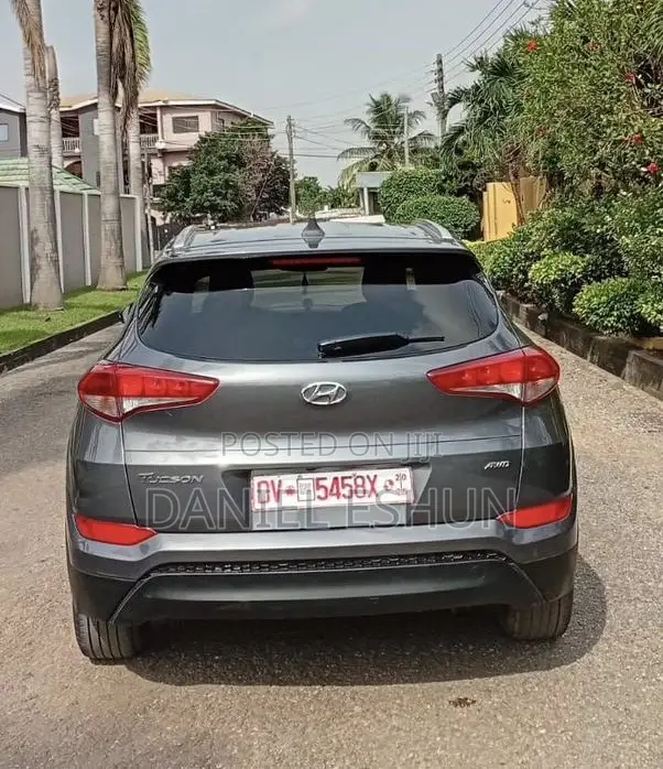 Hyundai Tucson Limited AWD 2018 Gray