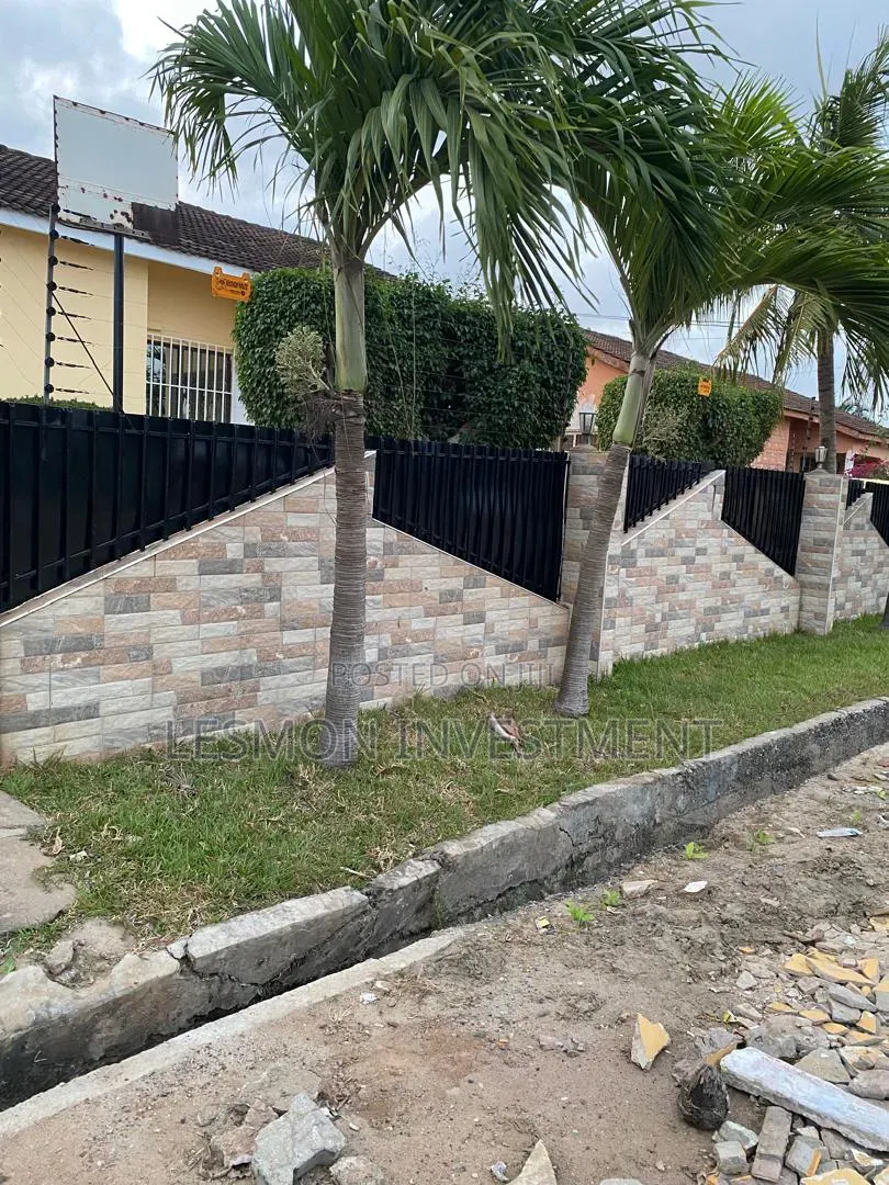 3bdrm House in Lesmon Investments, Coca Cola for sale
