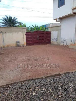 3bdrm Apartment in 3 Bedroom Apartment, Frafraha for sale