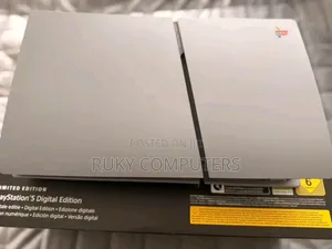 Play Station 5 Slim