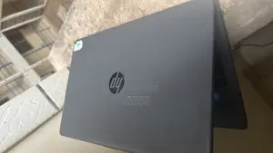 Laptop HP 250 G7 8GB Intel SSD 16 GB