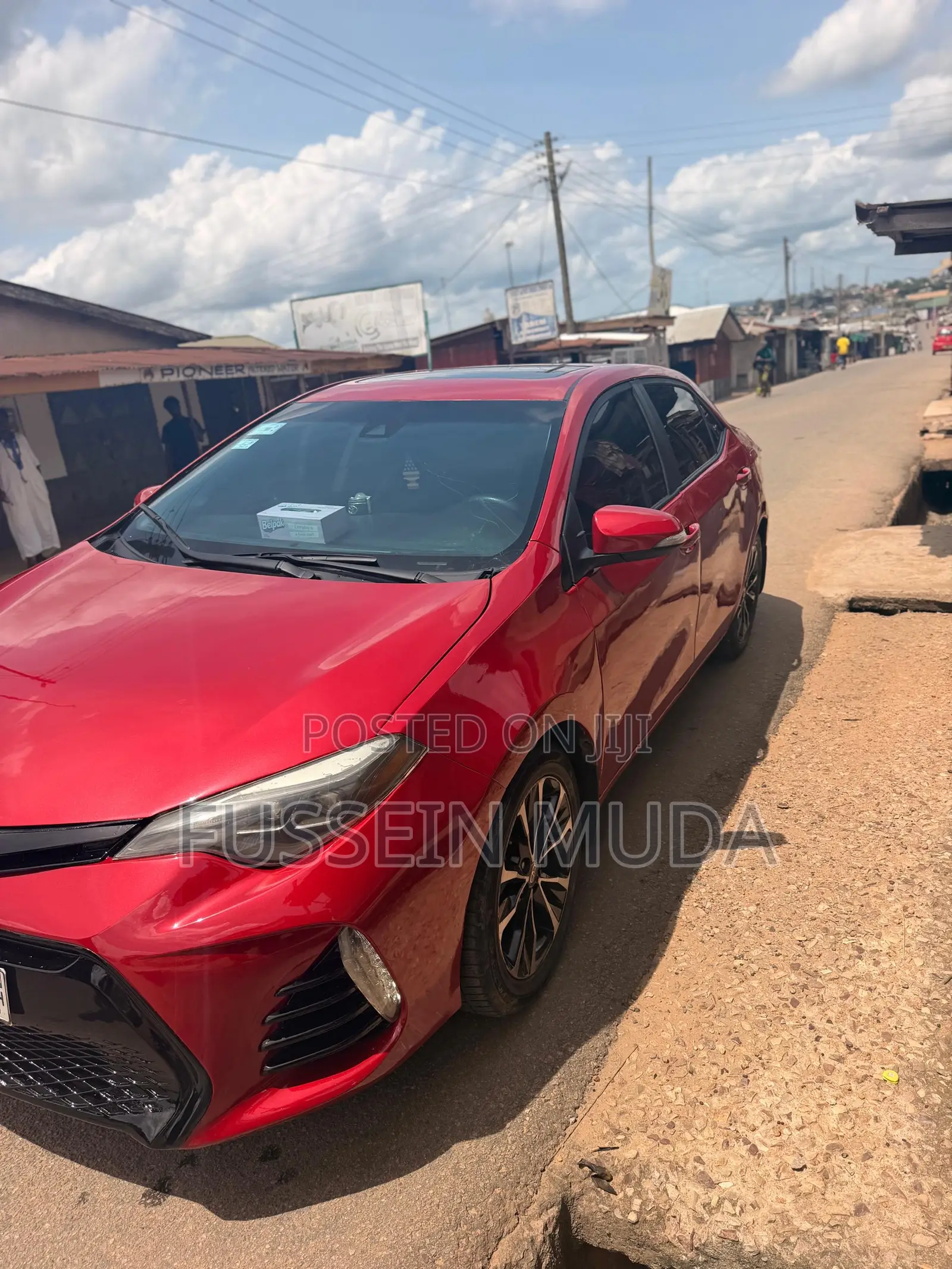 Toyota Corolla XSE (1.8L 4cyl 2A) 2018 Red