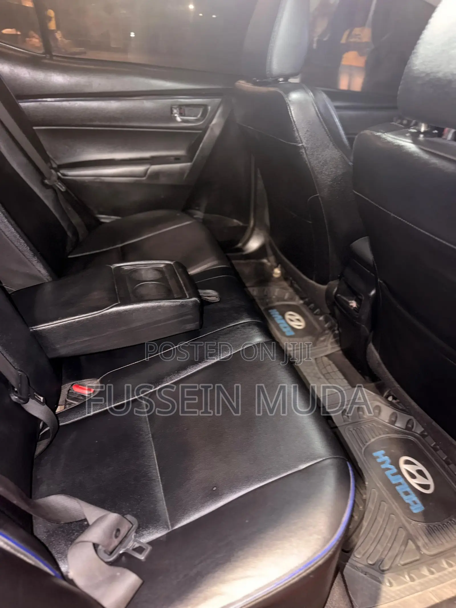 Toyota Corolla XSE (1.8L 4cyl 2A) 2018 Red
