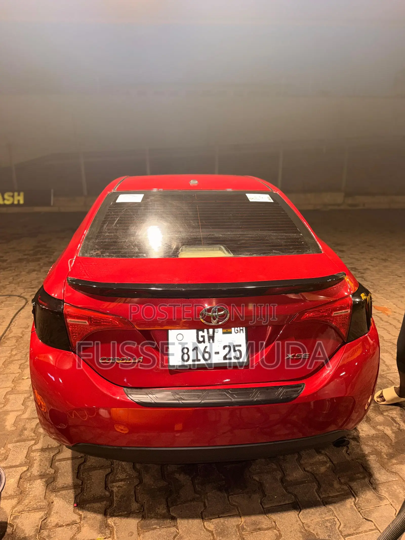 Toyota Corolla XSE (1.8L 4cyl 2A) 2018 Red