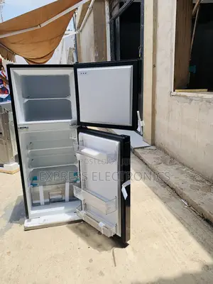Ultra Modern Sleek 127l Double Door Fridge Midea Top Freezer