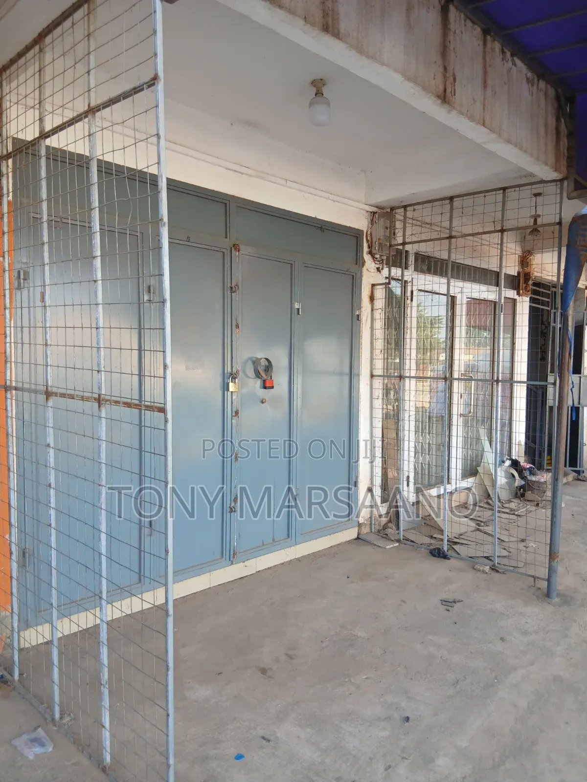 Double Shop for Rent at Haatso
