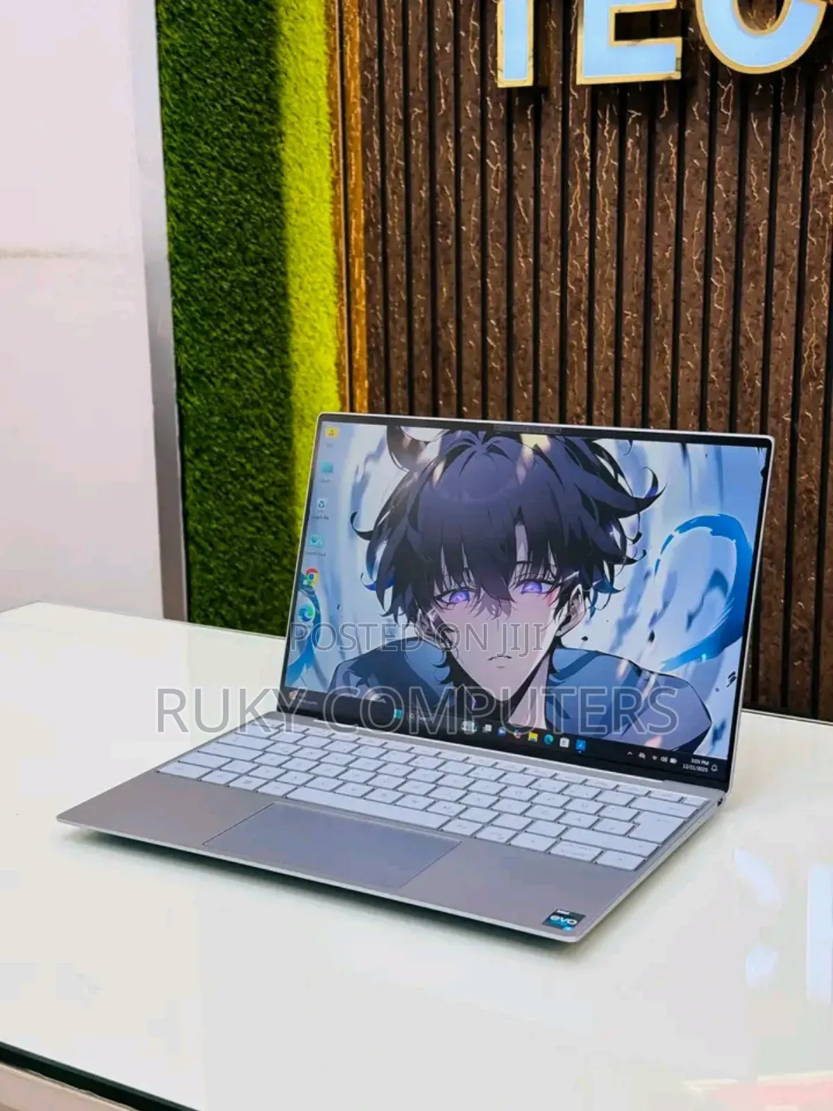 New Laptop Dell XPS 13 16GB Intel Core i5 SSD 512GB