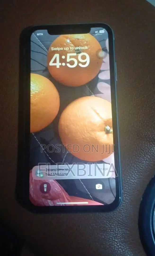 Apple iPhone 11 64 GB
