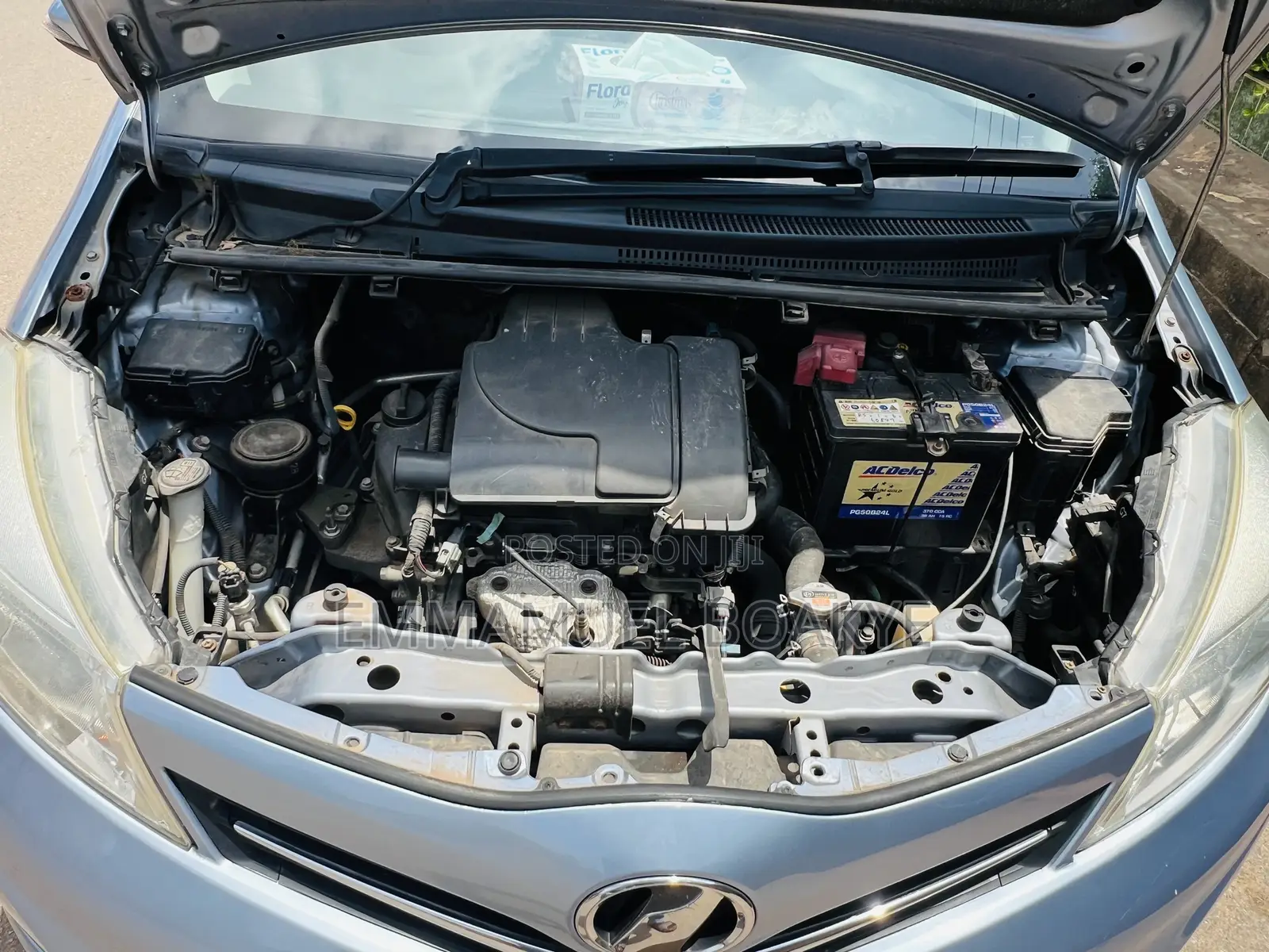 Toyota Vitz 2013 Blue