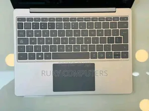 New Laptop Microsoft Surface Laptop Go 2 8GB Intel Core i5 SSD 256GB