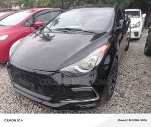 Hyundai Elantra GLS 2012 Black
