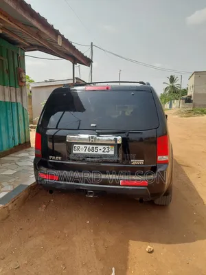 Honda Pilot Touring w/RES/Navi 4WD (3.5L 6cyl 5A) 2010 Black