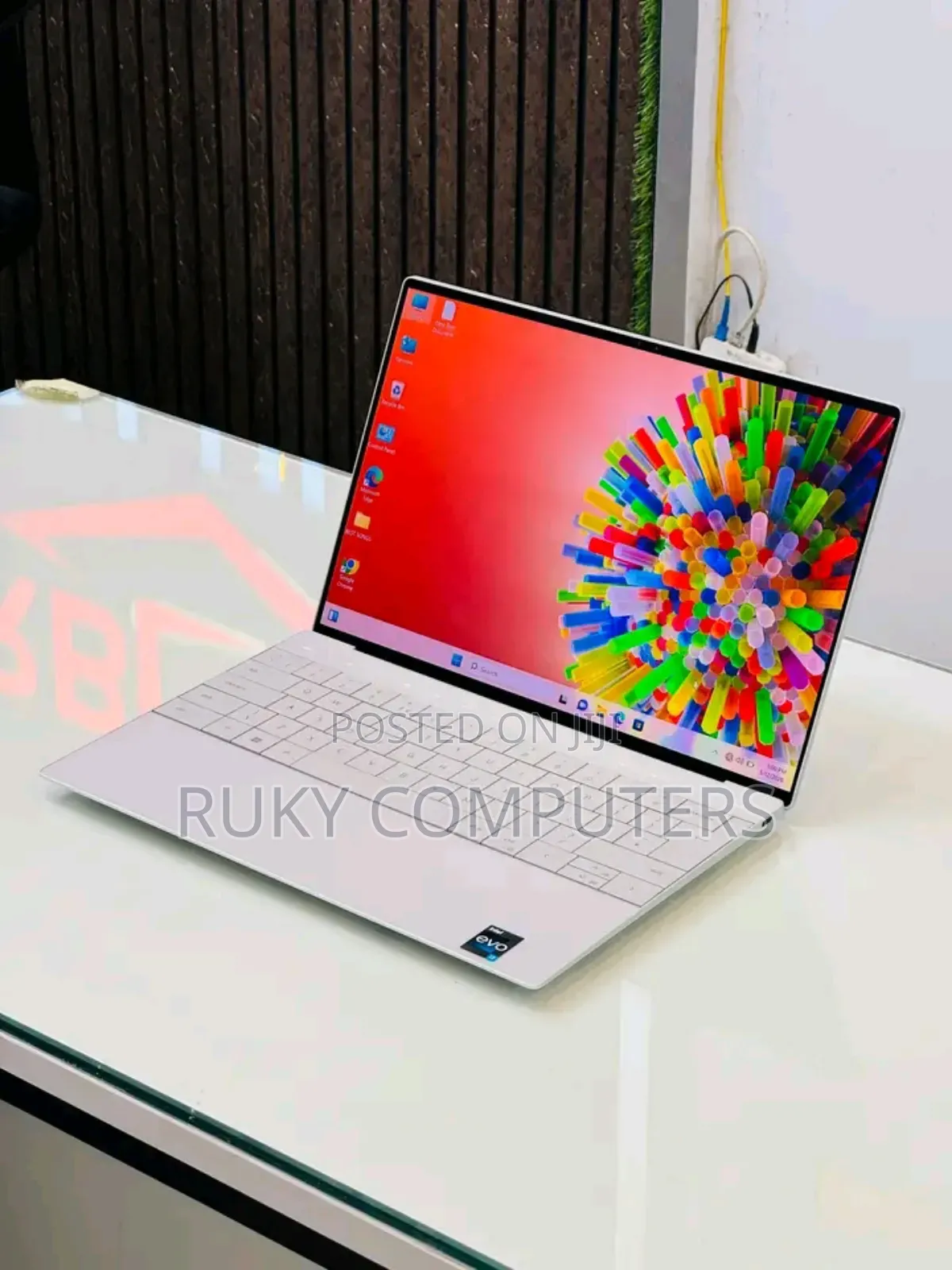 New Laptop Dell XPS 13 16GB Intel Core i7 SSD 1T