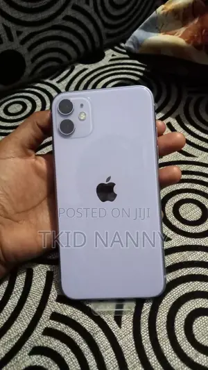 Apple iPhone 11 64 GB Purple