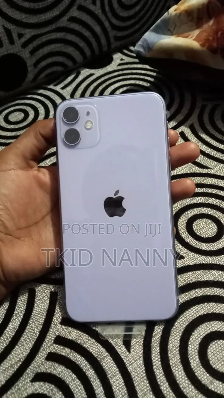 Apple iPhone 11 64 GB Purple