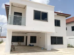 4bdrm Duplex in Hp & Franghem Estate, Accra Metropolitan for sale