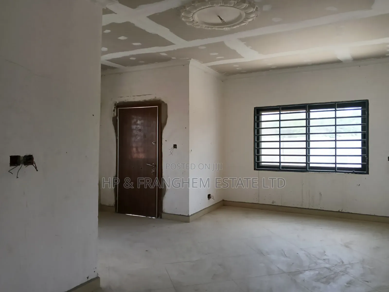 4bdrm Duplex in Hp & Franghem Estate, Accra Metropolitan for sale