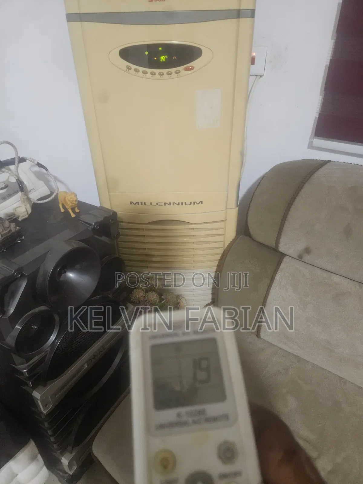 Massive Super Cooling 3hp Sharp Floor Standing Air-Conditioner
