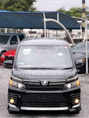 Toyota Voxy 2015 Black