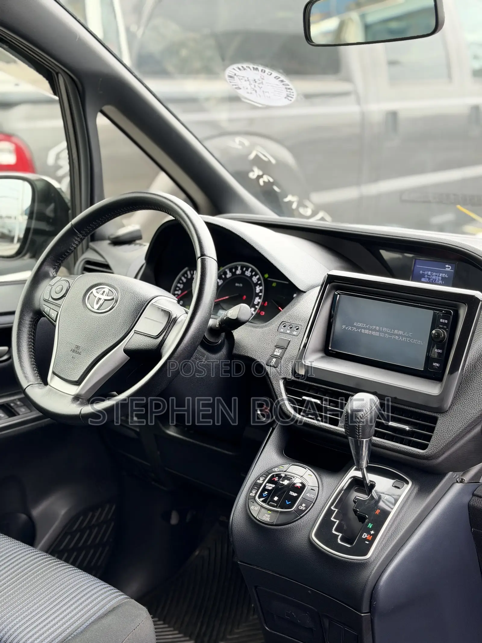 Toyota Voxy 2015 Black