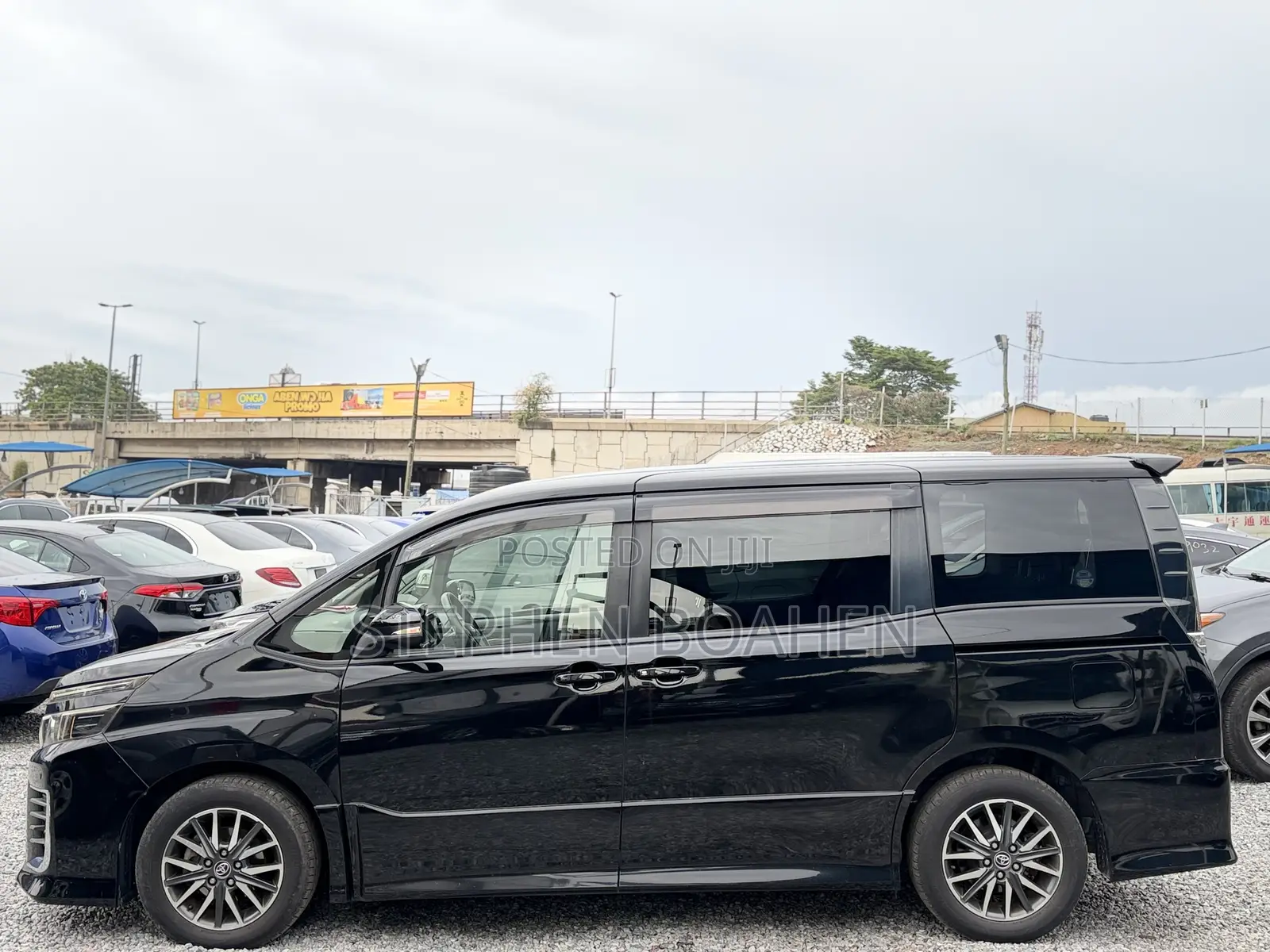 Toyota Voxy 2015 Black