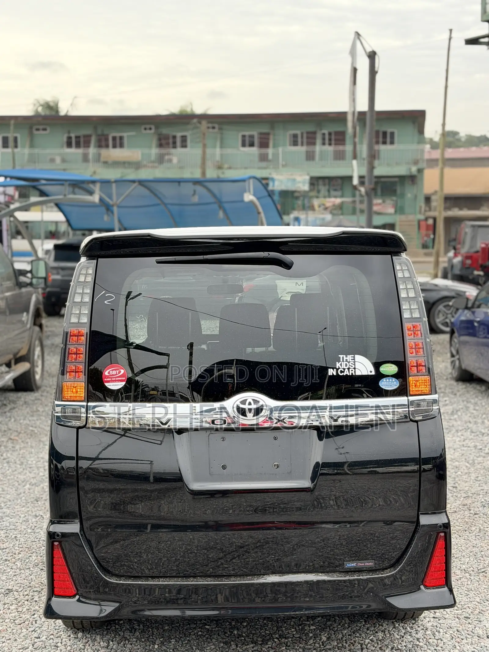 Toyota Voxy 2015 Black