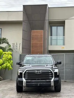 Toyota Tundra 2023 Black