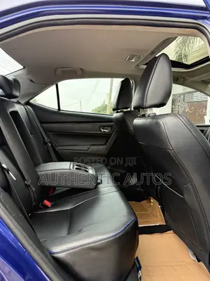 Toyota Corolla XSE (1.8L 4cyl 2A) 2019 Blue