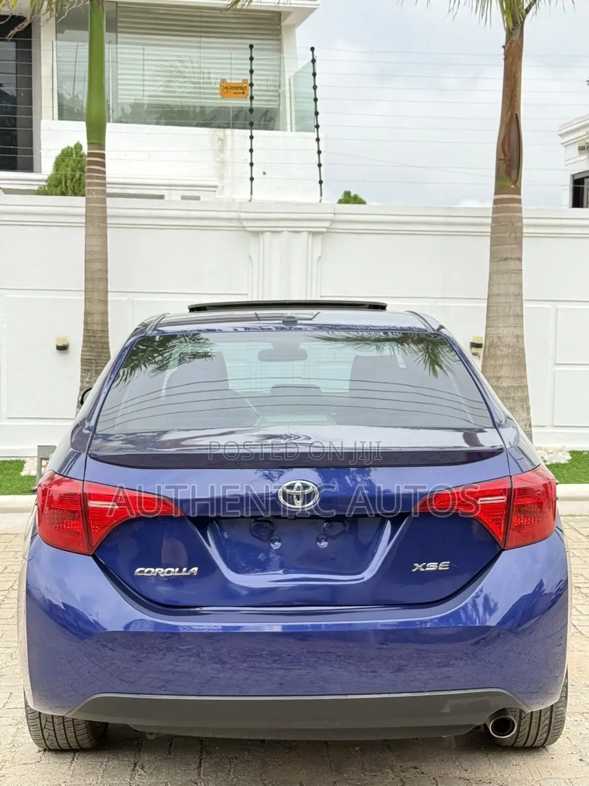 Toyota Corolla XSE (1.8L 4cyl 2A) 2019 Blue