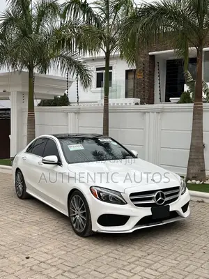 Mercedes-Benz C300 Sport 4Matic Sedan AWD (2.0L 4cyl 7A) 2017 White