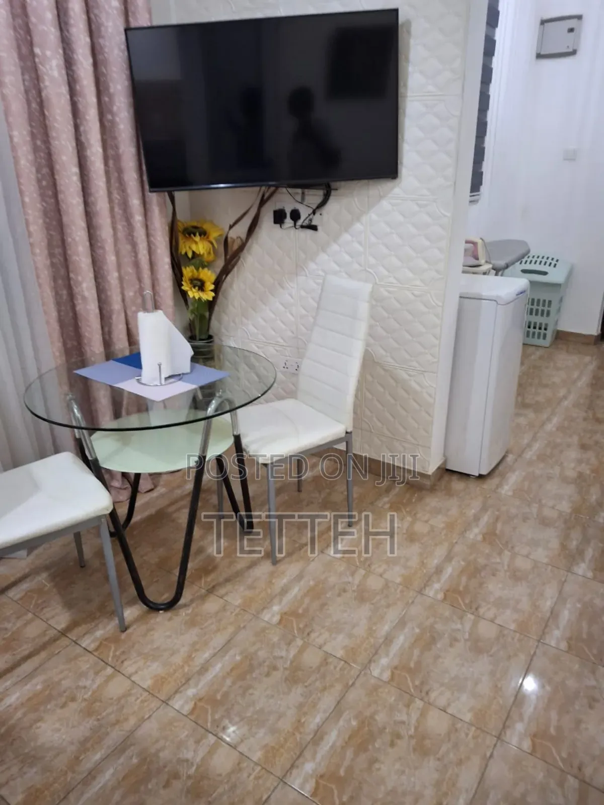 Apartments for Rent (Airbnb)