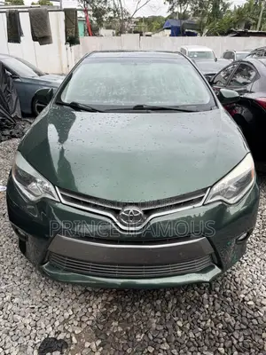 Toyota Corolla LE 4dr Sedan (1.8L 4cyl CVT) 2015 Green