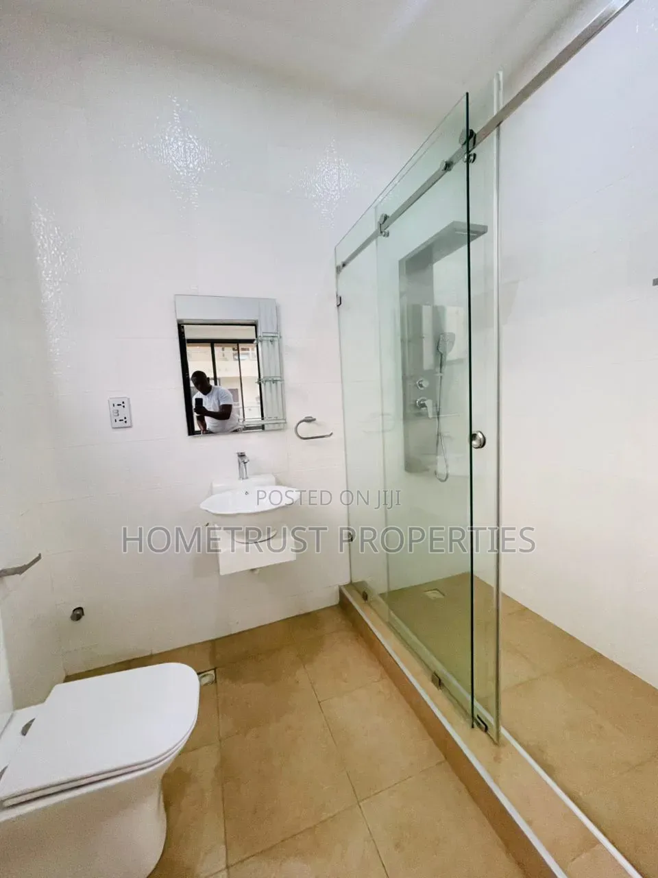 5bdrm Duplex in Roman Ridge, Police Station for sale